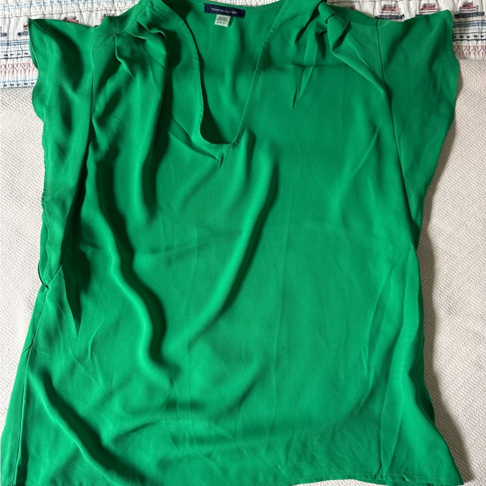 Tommy Hilfiger Kelly Green V-Neck Cap Sleeve Blouse
